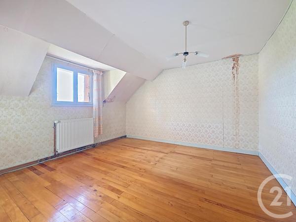 Maison à vendre  8 pièces - 173,90 m2 LORIGES - 03