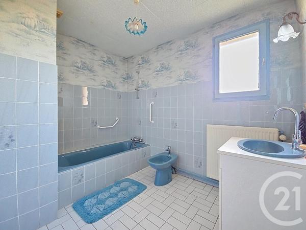 Maison à vendre  8 pièces - 173,90 m2 LORIGES - 03