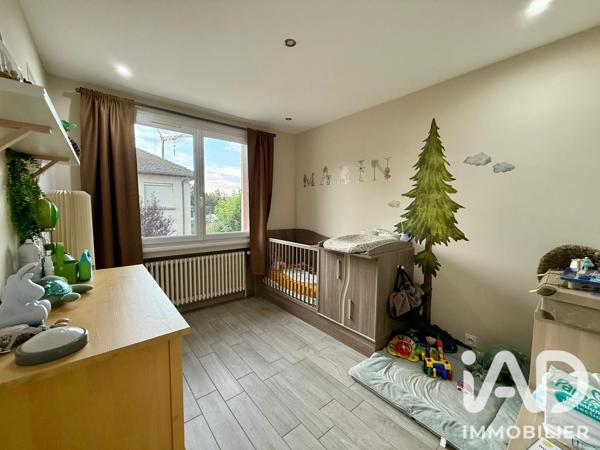 Maison à vendre 7 pièces 138 m² Andrézieux-Bouthéon