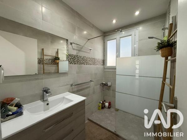 Maison à vendre 7 pièces 138 m² Andrézieux-Bouthéon