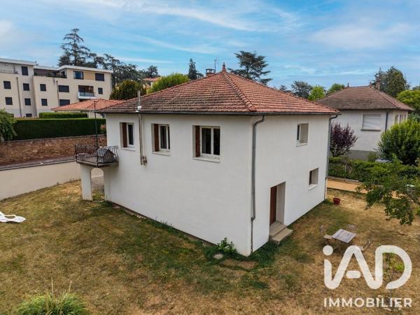 Maison à vendre 7 pièces 138 m² Andrézieux-Bouthéon