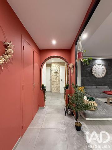 Maison à vendre 7 pièces 138 m² Andrézieux-Bouthéon