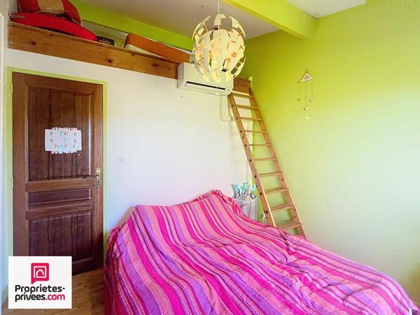 RIANS VILLA T6 avec piscine sur 13612 m²