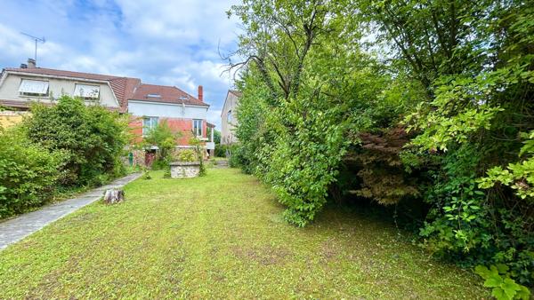 Maison à vendre à Épinay-sur-Seine - 6 pièces, 4 chambres