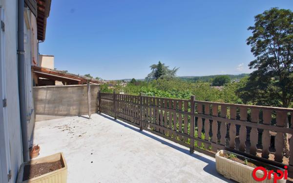 Maison à vendre    5 pièces •  Bourgoin-Jallieu