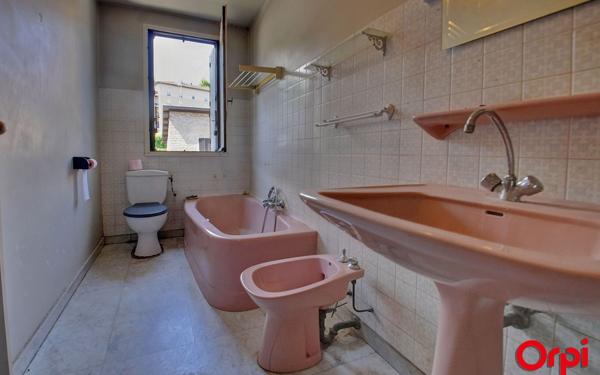 Maison à vendre    5 pièces •  Bourgoin-Jallieu