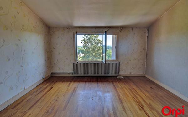 Maison à vendre    5 pièces •  Bourgoin-Jallieu