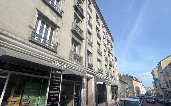Appartement à louer    3 pièces • 67 m2 Limoges