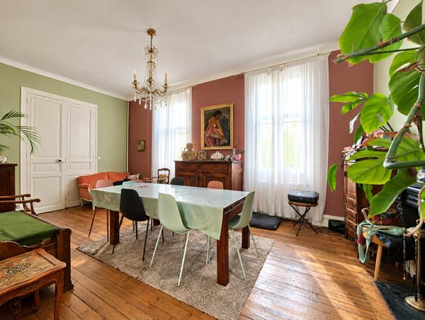 Maison familiale avec jardin , centre ville Cognac
