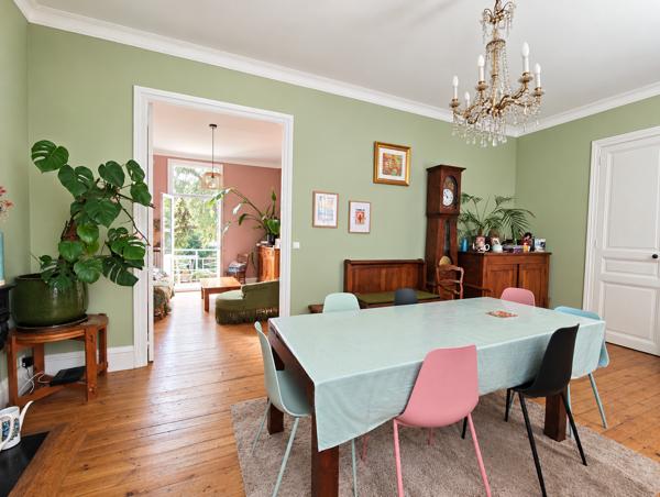 Maison familiale avec jardin , centre ville Cognac