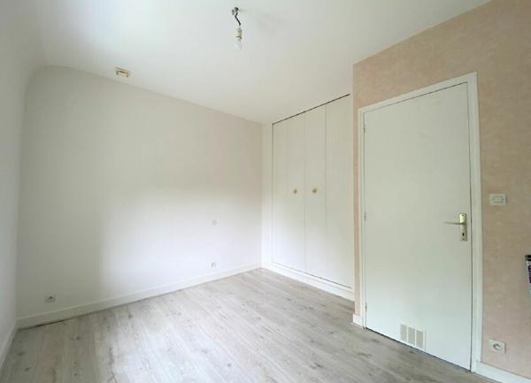 Maison à louer    3 pièces •  Thoré-la-Rochette