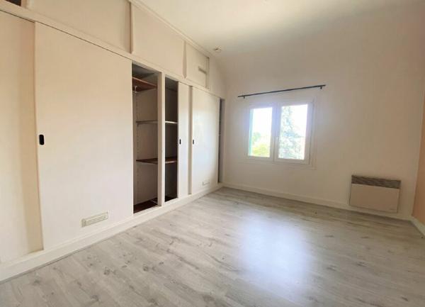 Maison à louer    3 pièces •  Thoré-la-Rochette