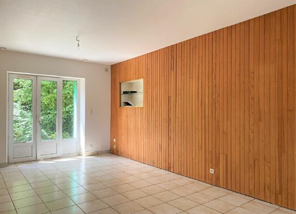 Maison à louer    3 pièces •  Thoré-la-Rochette