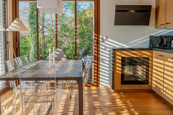 ARES- VILLA MODERNE EN PREMIERE LIGNE