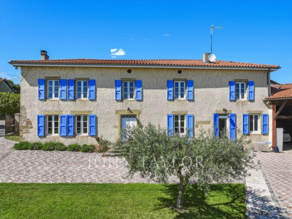 Vallée du Rhône, 277 m², 5 ch, piscine