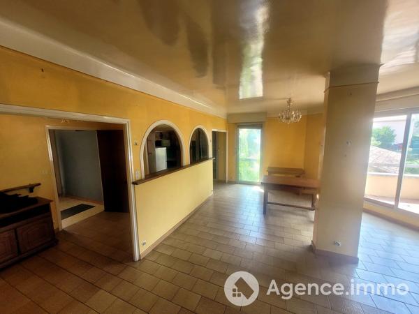 À vendre - Immeuble 553 m² situé à Saint-Laurent-de-Cerdans (66260)