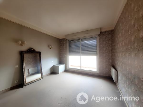 À vendre - Immeuble 553 m² situé à Saint-Laurent-de-Cerdans (66260)