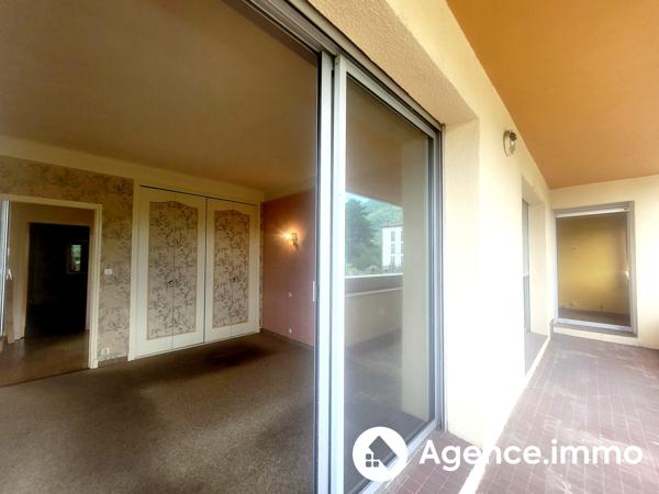À vendre - Immeuble 553 m² situé à Saint-Laurent-de-Cerdans (66260)