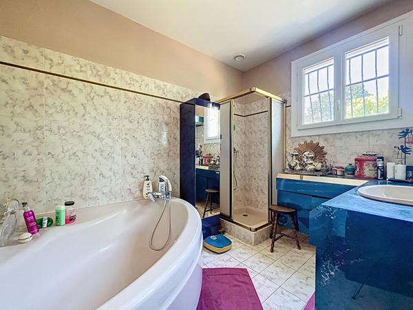 5 minutes d'Amboise, achat maison traditionnelle à Limeray 139 m² 4 chambres sur 4000m² de terrain