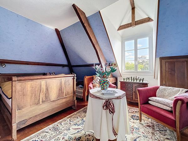 5 minutes d'Amboise, achat maison traditionnelle à Limeray 139 m² 4 chambres sur 4000m² de terrain