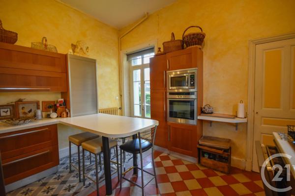 Maison à vendre  8 pièces - 220 m2 BRIOUDE - 43