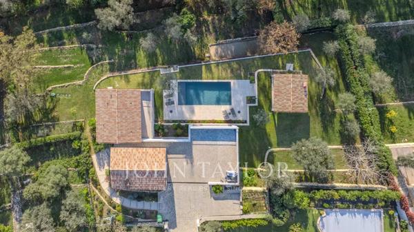 Le Rouret - Villa contemporaine au calme absolu