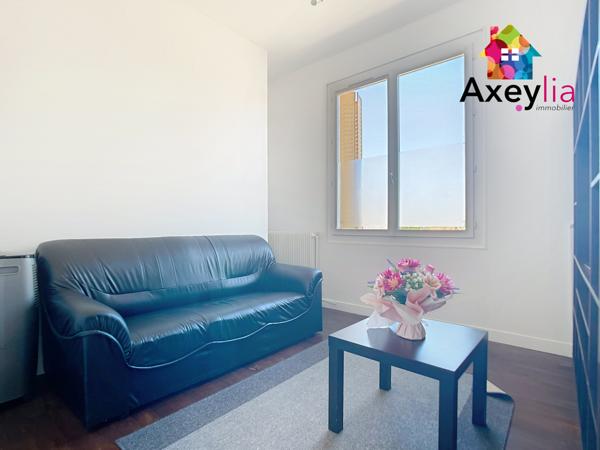 Roanne (42300) A VENDRE - SECTEUR ROANNE - ENSEMBLE IMMOBILIER AVEC LOCAL PROFESSIONNEL, MAISON D'HABITATION ET TERRAIN