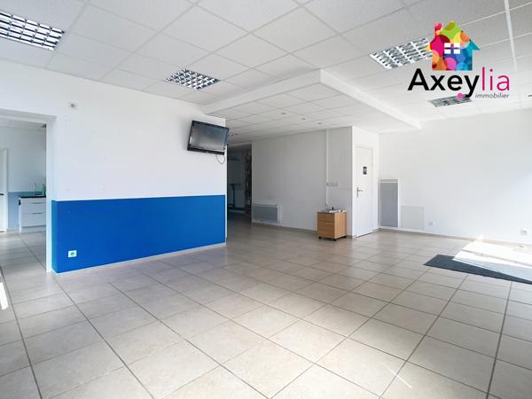 Roanne (42300) A VENDRE - SECTEUR ROANNE - ENSEMBLE IMMOBILIER AVEC LOCAL PROFESSIONNEL, MAISON D'HABITATION ET TERRAIN