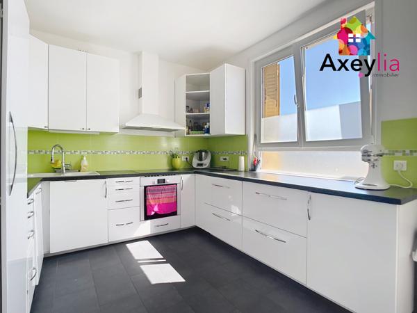 Roanne (42300) A VENDRE - SECTEUR ROANNE - ENSEMBLE IMMOBILIER AVEC LOCAL PROFESSIONNEL, MAISON D'HABITATION ET TERRAIN