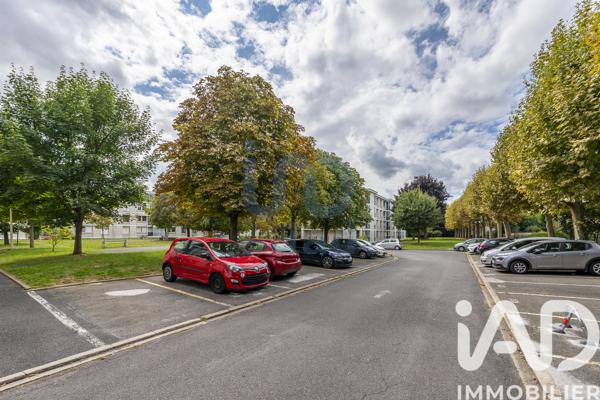 Location appartement 3 pièces 57 m² Chevilly-Larue