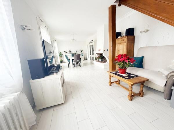 MAISON 3 CHAMBRES – SOUS-SOL COMPLET – GARAGE 50 m² – LE MANS SUD / HÔPITAL SUD