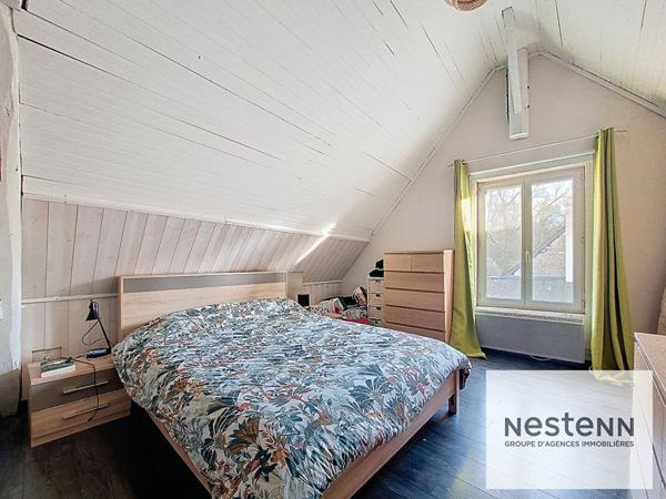 MONTBAZON CENTRE : Charmante maison en pierre avec 2 chambres, jardin et terrasse