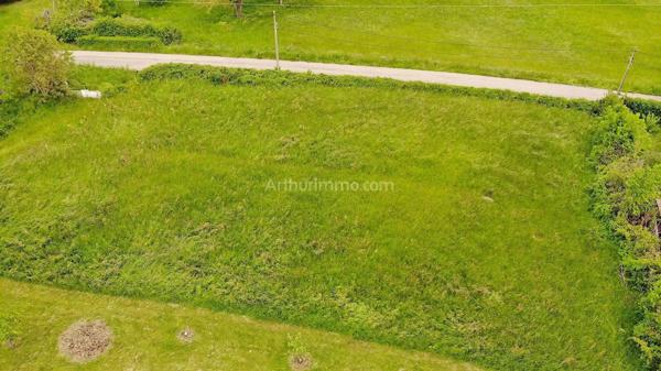 Vente Terrain 927 m2 à Injoux-Génissiat