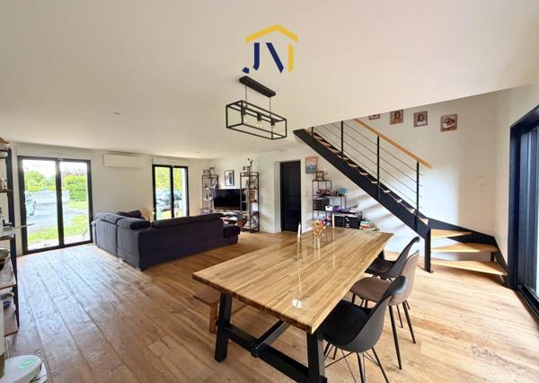 Maison 6 pièce(s) 5 chambre(s) 183 m²
