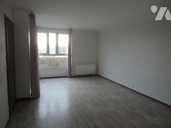 EXCLUSIVITE - A VENDRE sur ARMENTIERES dans le NORD (59280)- Superbe APPARTEMENT de Type 3 avec...