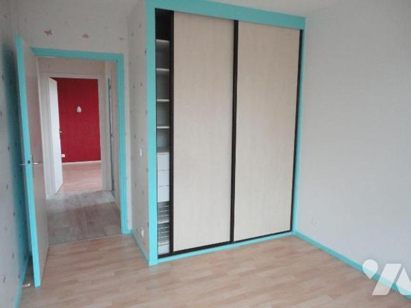 EXCLUSIVITE - A VENDRE sur ARMENTIERES dans le NORD (59280)- Superbe APPARTEMENT de Type 3 avec...