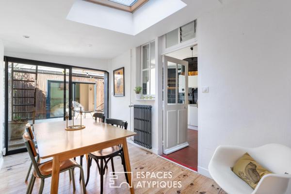 Maison de ville singulière : Esprit atelier et patio intimiste – Nantes Zola