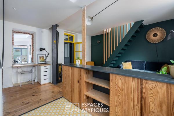 Maison de ville singulière : Esprit atelier et patio intimiste – Nantes Zola