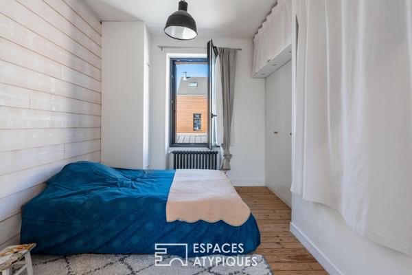 Maison de ville singulière : Esprit atelier et patio intimiste – Nantes Zola