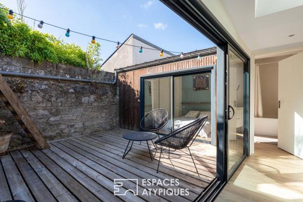 Maison de ville singulière : Esprit atelier et patio intimiste – Nantes Zola