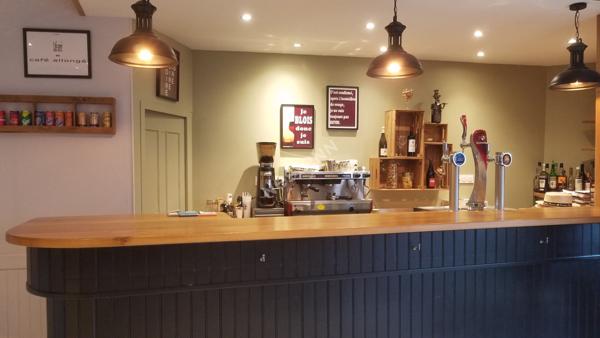 Restauration rapide/Bar, secteur étudiant, proche du centre ville de Blois