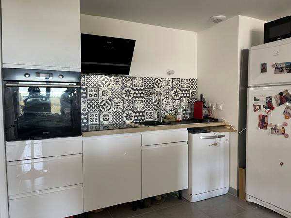 Castelnau-le-Lez (34170) Castelnau T4 77m2 avec terrasse 17m2 et parking 399000€