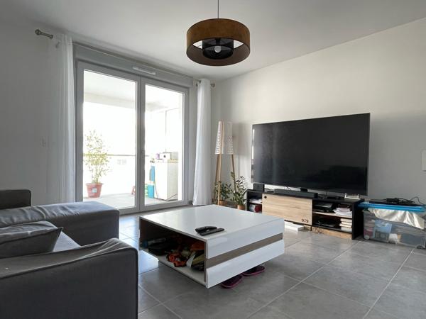 Castelnau-le-Lez (34170) Castelnau T4 77m2 avec terrasse 17m2 et parking 399000€