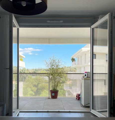 Castelnau-le-Lez (34170) Castelnau T4 77m2 avec terrasse 17m2 et parking 399000€