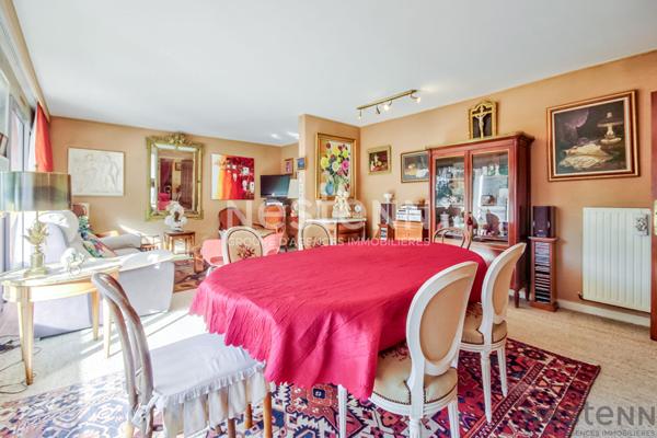 VENTE APPARTEMENT DE STANDING 3 CHAMBRES AVEC DOUBLE BALCONS ET PARKING