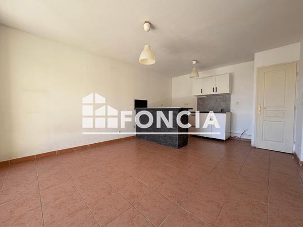 Location Appartement 3 pièces 52.5 m² - 5 RUE DU DOCTEUR PERRIMOND Toulon 83000