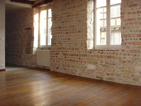 Appartement à louer à Bourg-en-Bresse (01000)