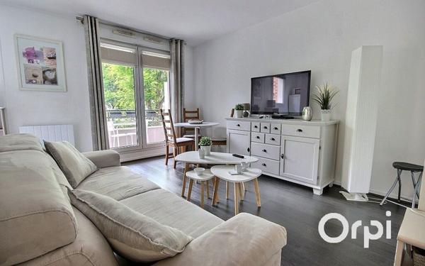 Appartement à louer    1 pièce • 27,17 m2 Élancourt