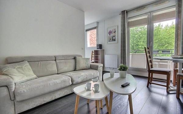 Appartement à louer    1 pièce • 27,17 m2 Élancourt