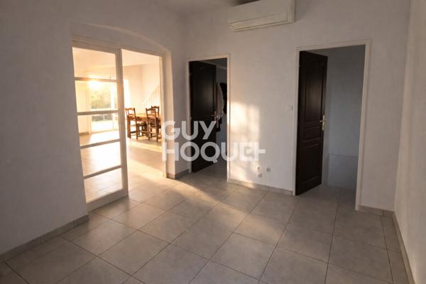 MAISON À VENDRE DE 6 PIÈCES DE 141,00 M²